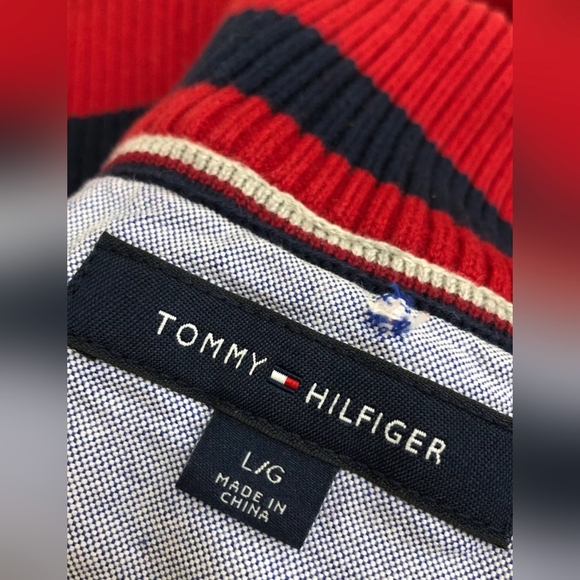 Tommy Hilfiger Red 1/4 Zip Pullover Mens Sweater Size L Used Excellent - Picture 3 of 4
